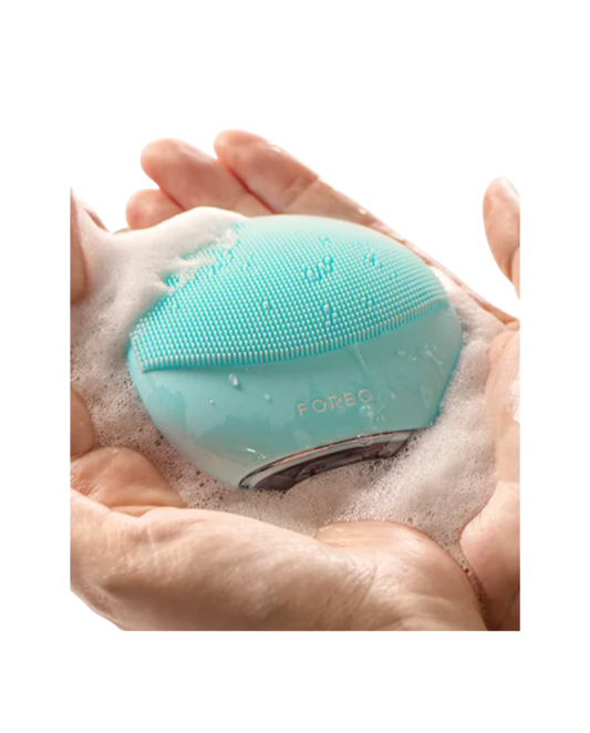 Foreo LUNA™ 4 mini Dual-sided Facial Cleansing Massager